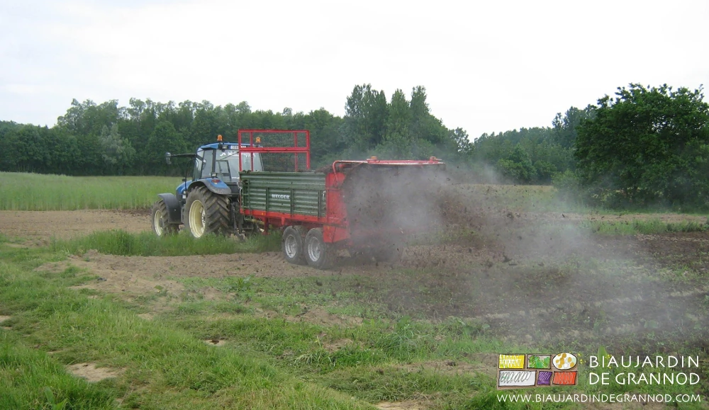 photo de tracteur pneus larges limitant le tassement