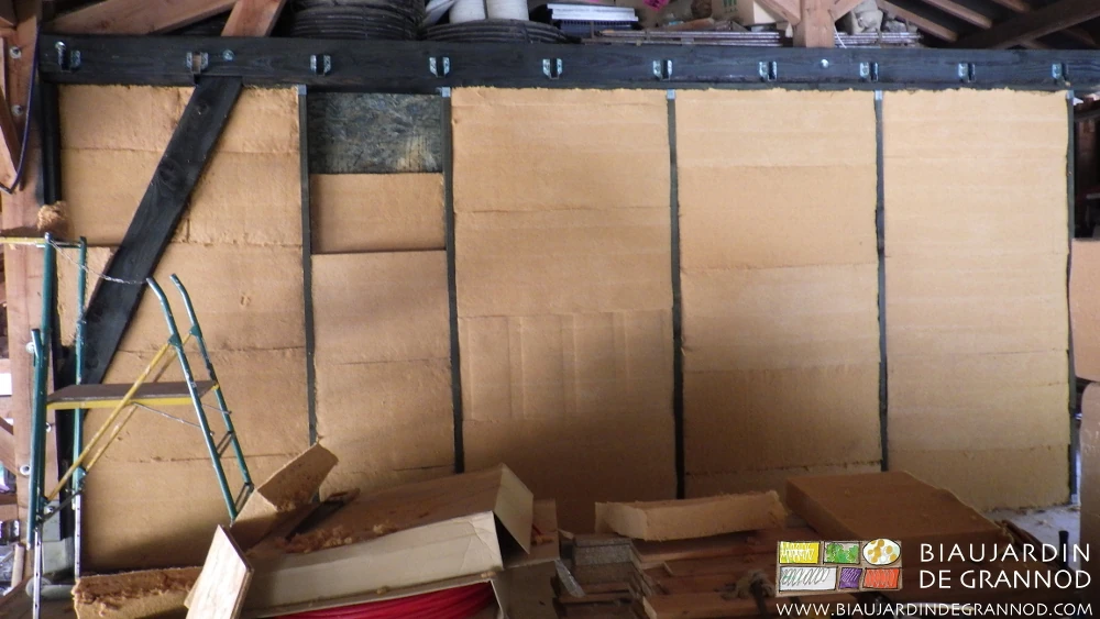 photo de cloison structure bois isolée laine de bois 2 couches