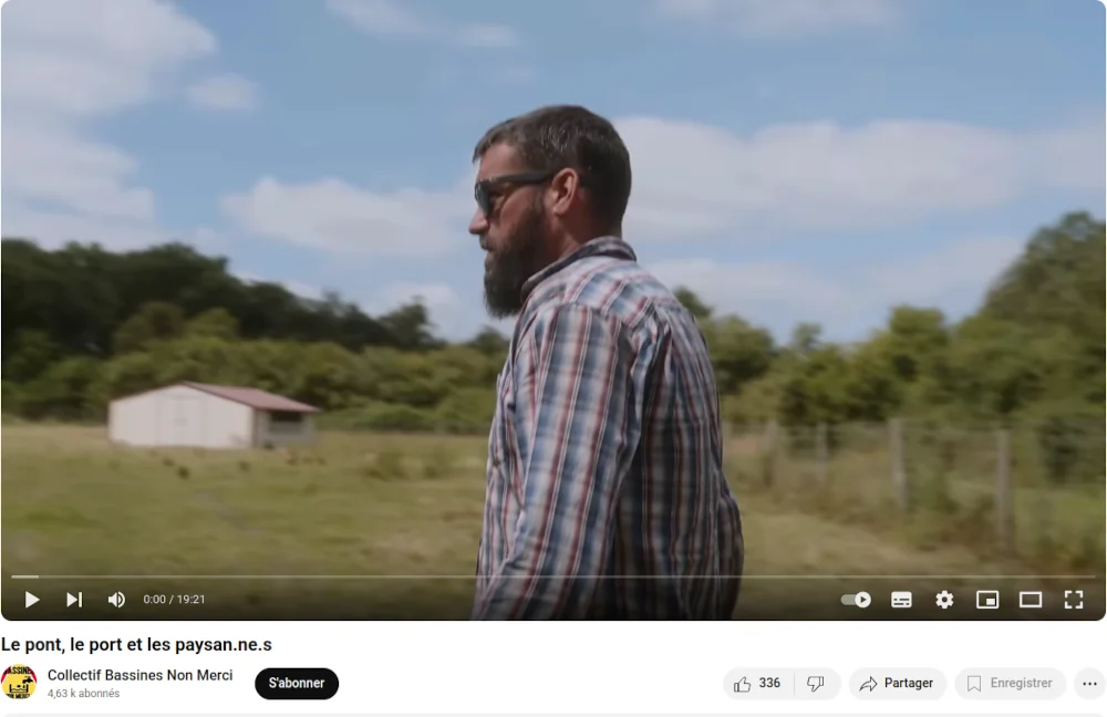 capture d'écran un éleveur dans un de ses prés